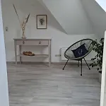 Gesamte In Zentraler Lage In Lejlighed