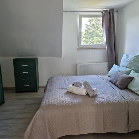 Gesamte In Zentraler Lage In