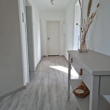 Gesamte In Zentraler Lage In * Hattingen