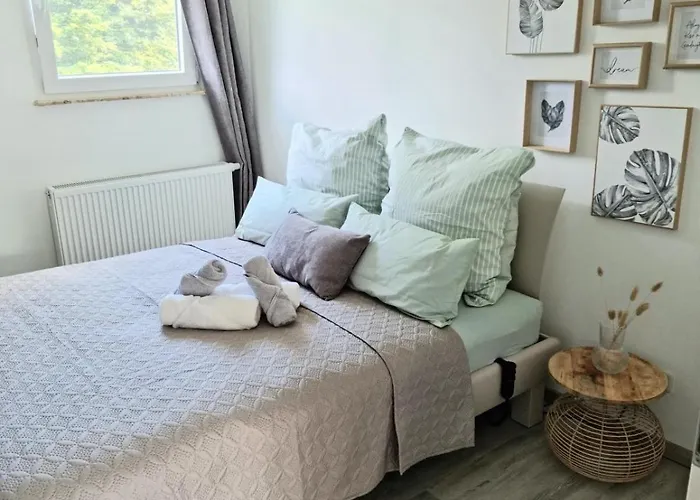 Gesamte In Zentraler Lage In Apartamento *