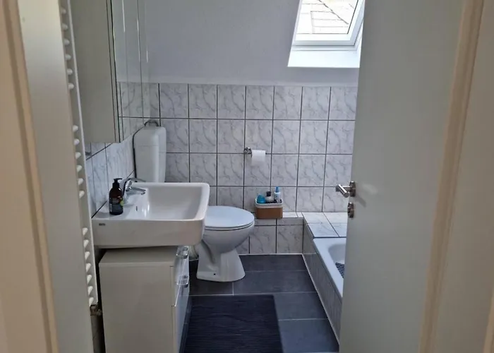 Gesamte In Zentraler Lage In Apartamento