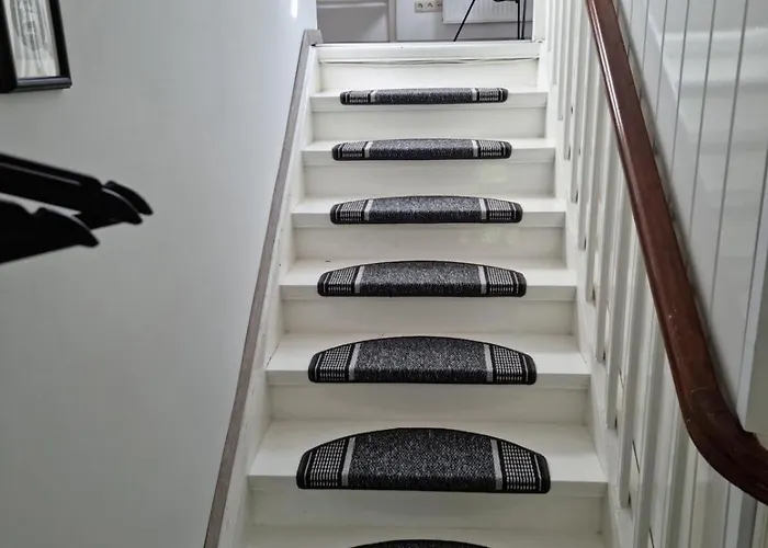 Apartamento Gesamte In Zentraler Lage In