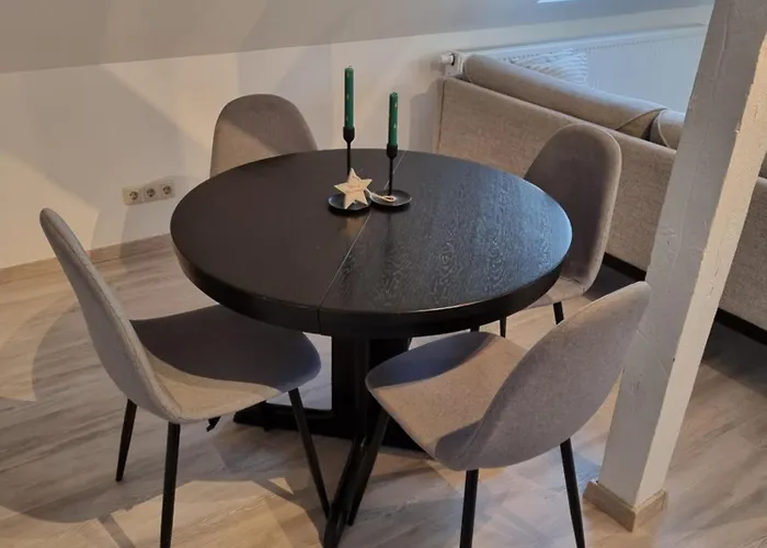 Gesamte In Zentraler Lage In